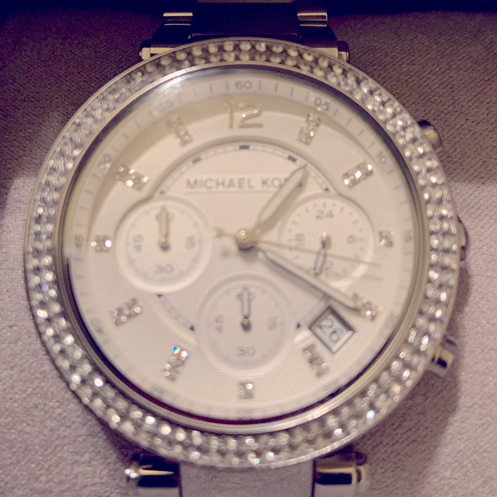 Michael Kors watch. NIB~never worn. Excellent condition.